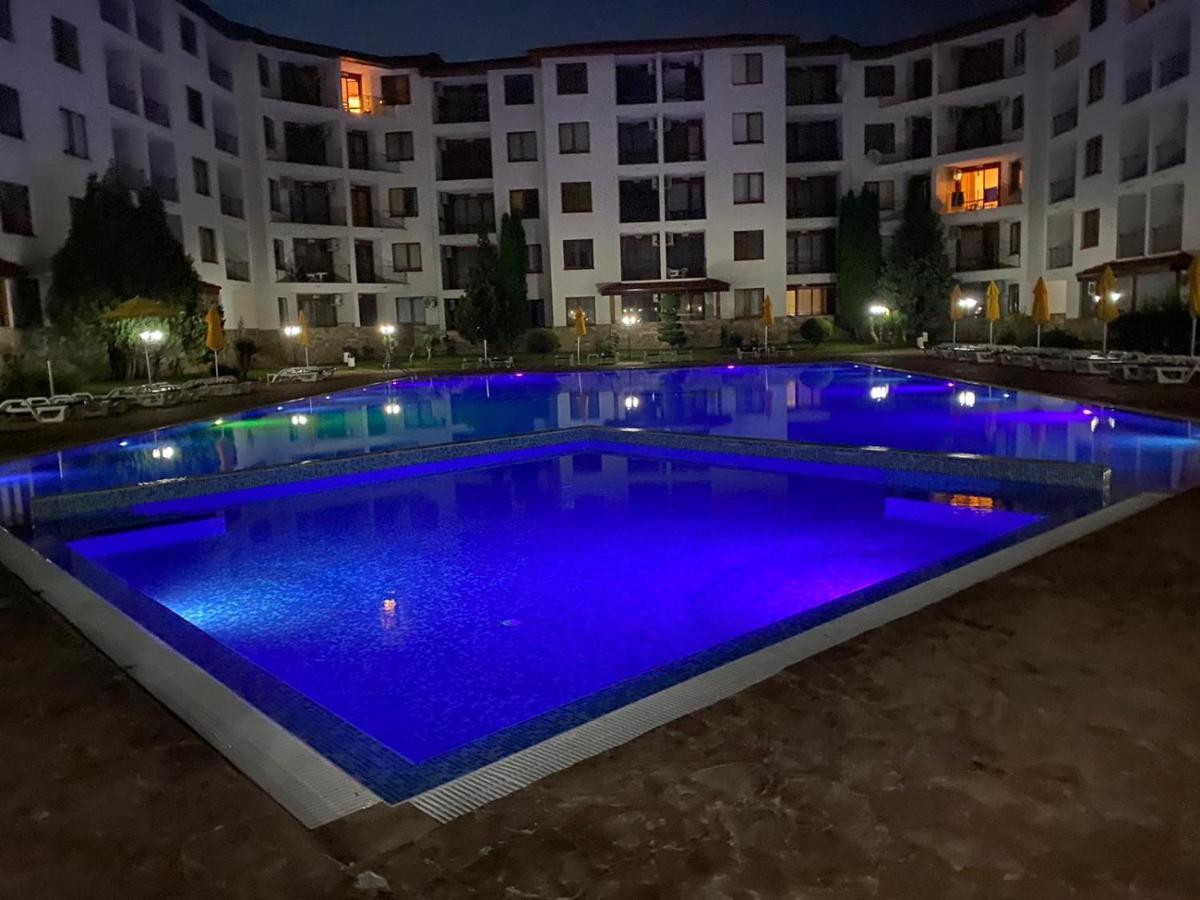 3 Room Family Apartment With Pool View Nesebar Exterior foto
